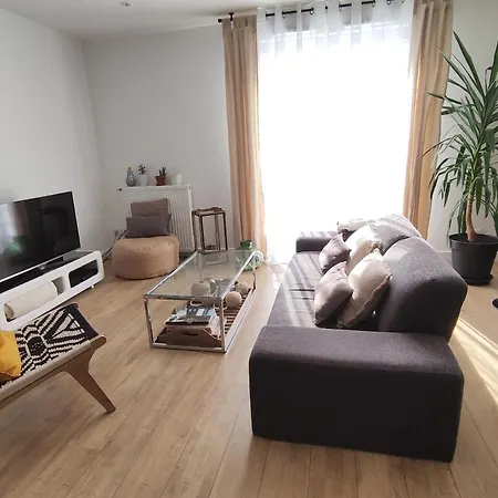 65m2 Proche Centre Ville, Parking